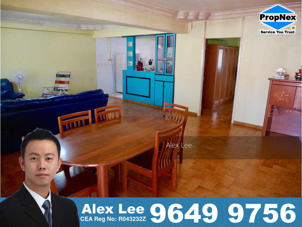 Woodlands Street 83 thumbnail photo
